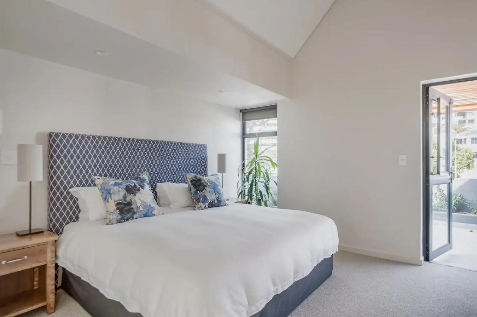 Beginnings - New Townhouse In Welcoming Heart Of Newlands Cape Town Holiday home